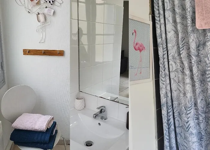 Entre Arenes Et Maison Carree P1